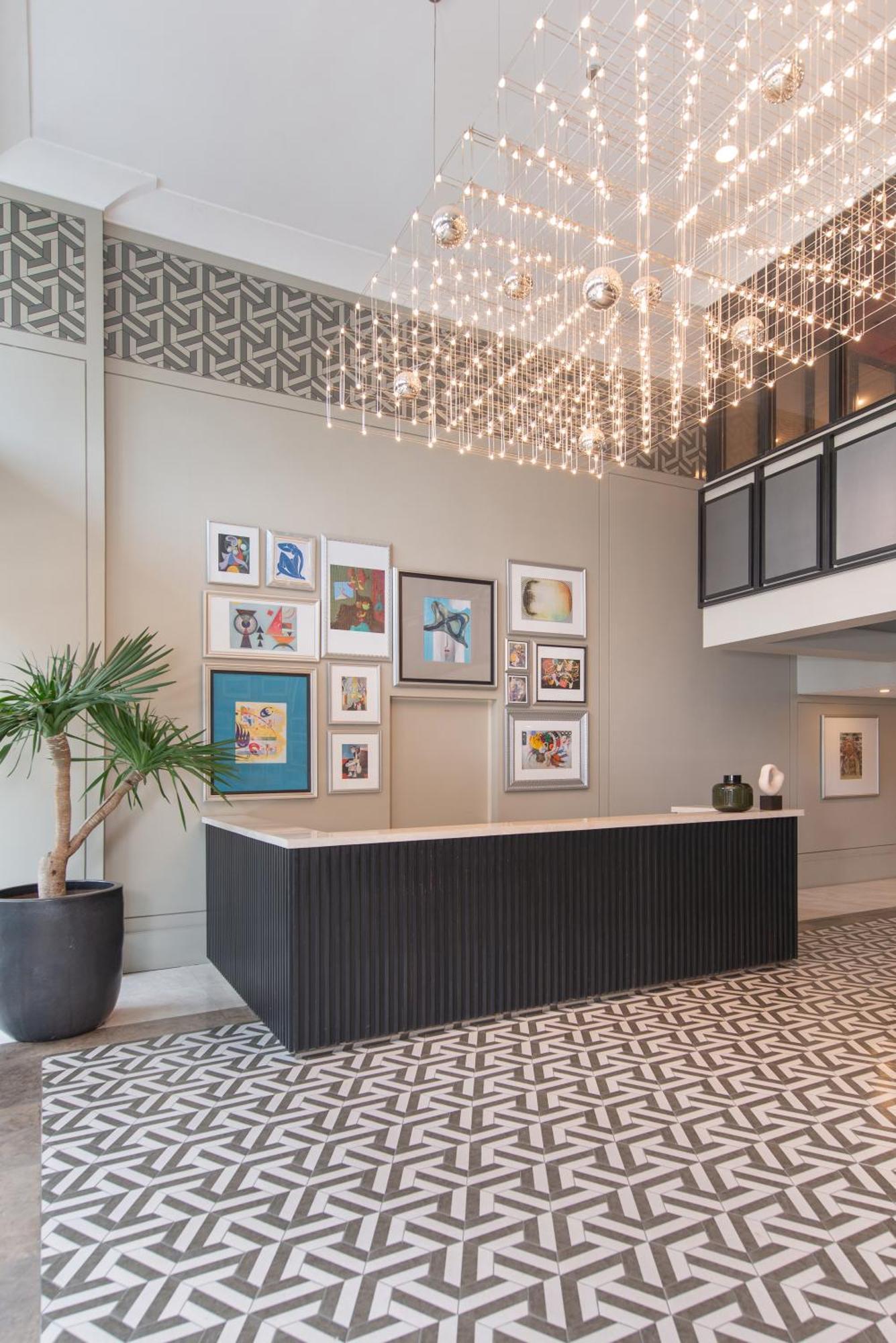 The Suites At Torre Lorenzo Malate - Managed By The Ascott Limited Manila Exterior photo
